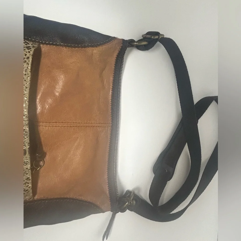 The Sak Iris Leather Snake Print Crossbody Boho Western Shoulder Bag - Picture 6 of 13